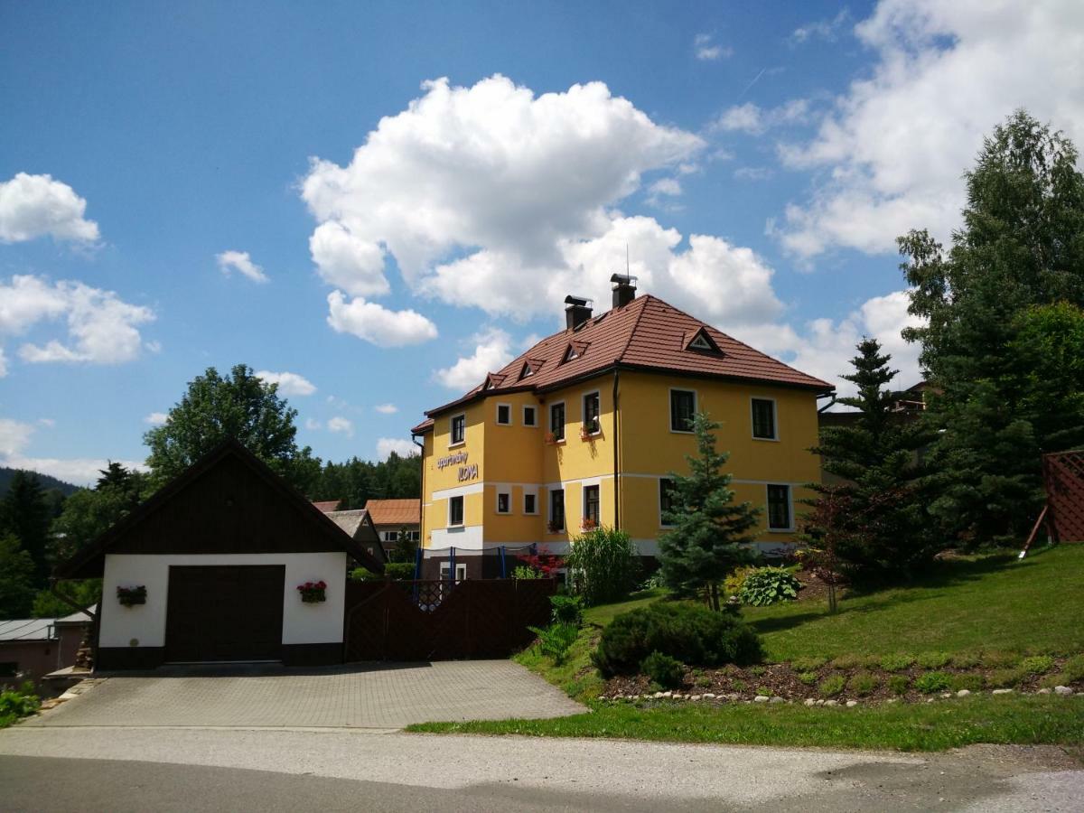 Apartmany Ilona Рокицани Экстерьер фото